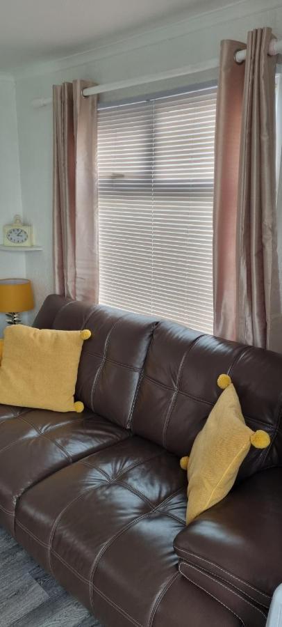 Chalet 81 South Shore Bridlington 2X Bedroom Detached Chalet Sleeps 4 Bessingby Buitenkant foto